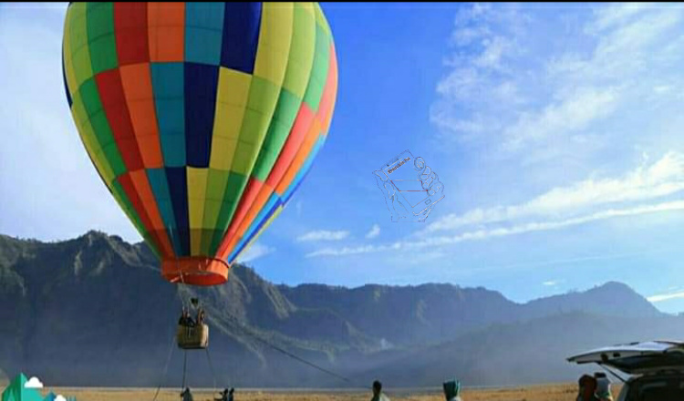 Asyiknya Menikmati Eksotisme Gunung Bromo Dari Ketinggian